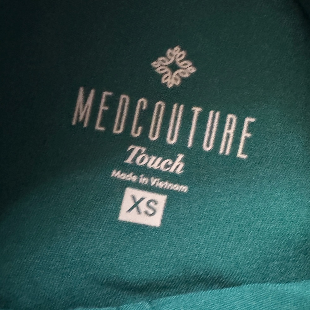 Med Couture Emerald Green Pants - Picture 4 of 5